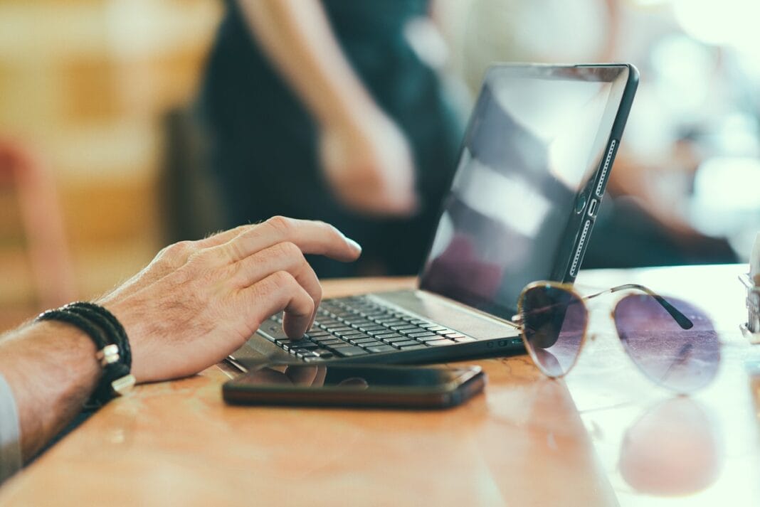 laptop-731904_1280